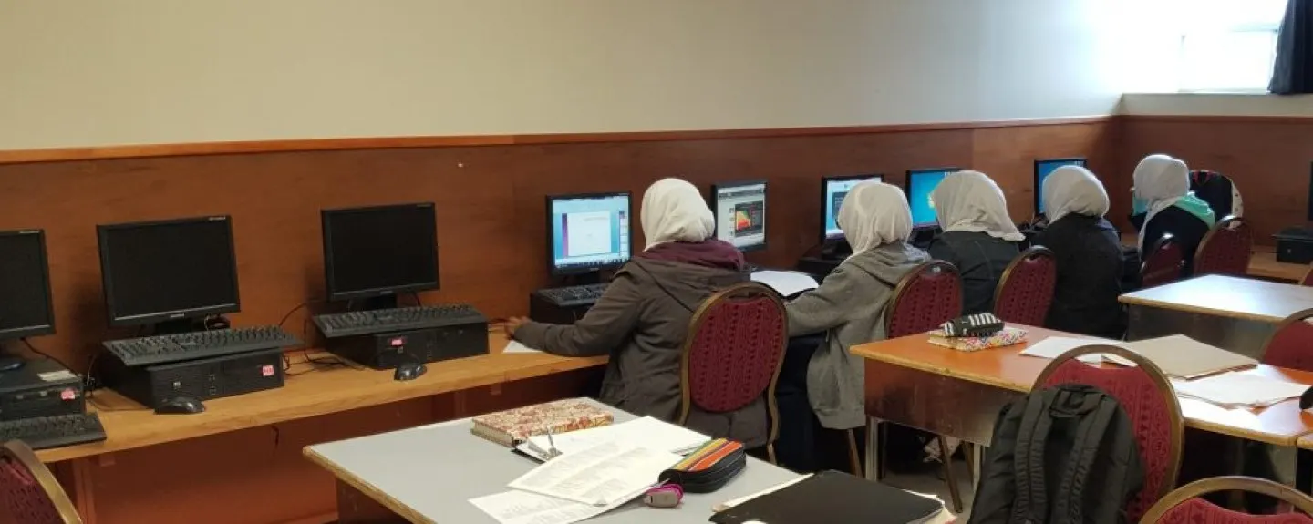 Madresatul Banaat Almuslimaat