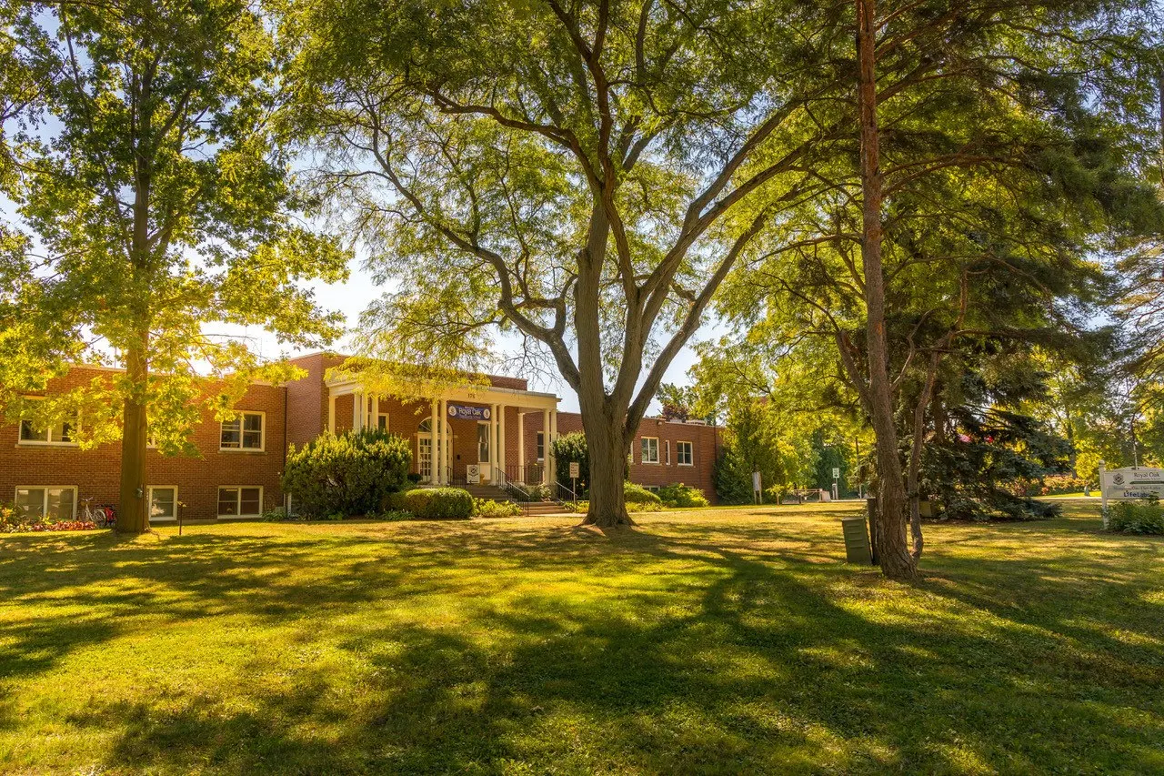 Royal Oak Community School